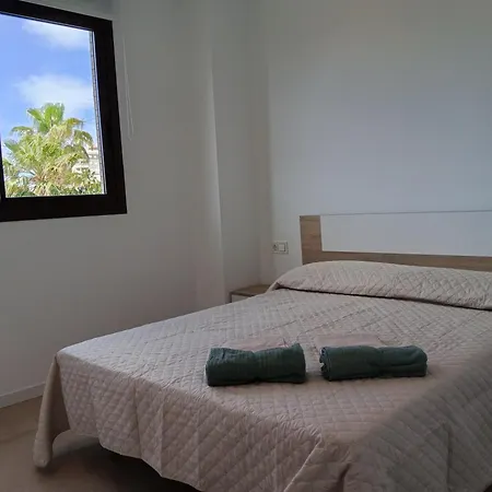Residencial El Trenet 2 B Apartment